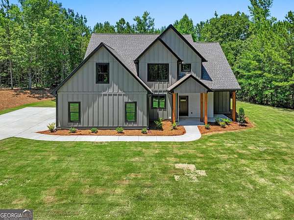 5 Acres of Land with Home for Sale in Moreland, Georgia