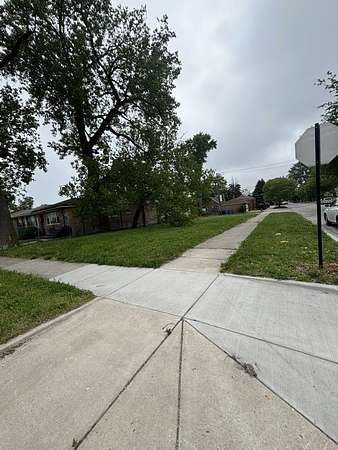 0.07 Acres of Land for Sale in Chicago, Illinois