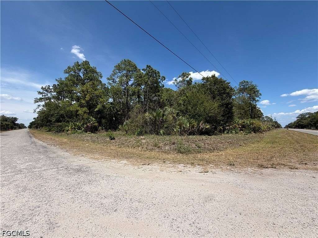 1.25 Acres of Residential Land for Sale in Clewiston, Florida