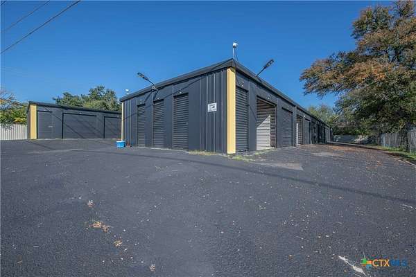 2.14 Acres of Improved Commercial Land for Sale in Killeen, Texas