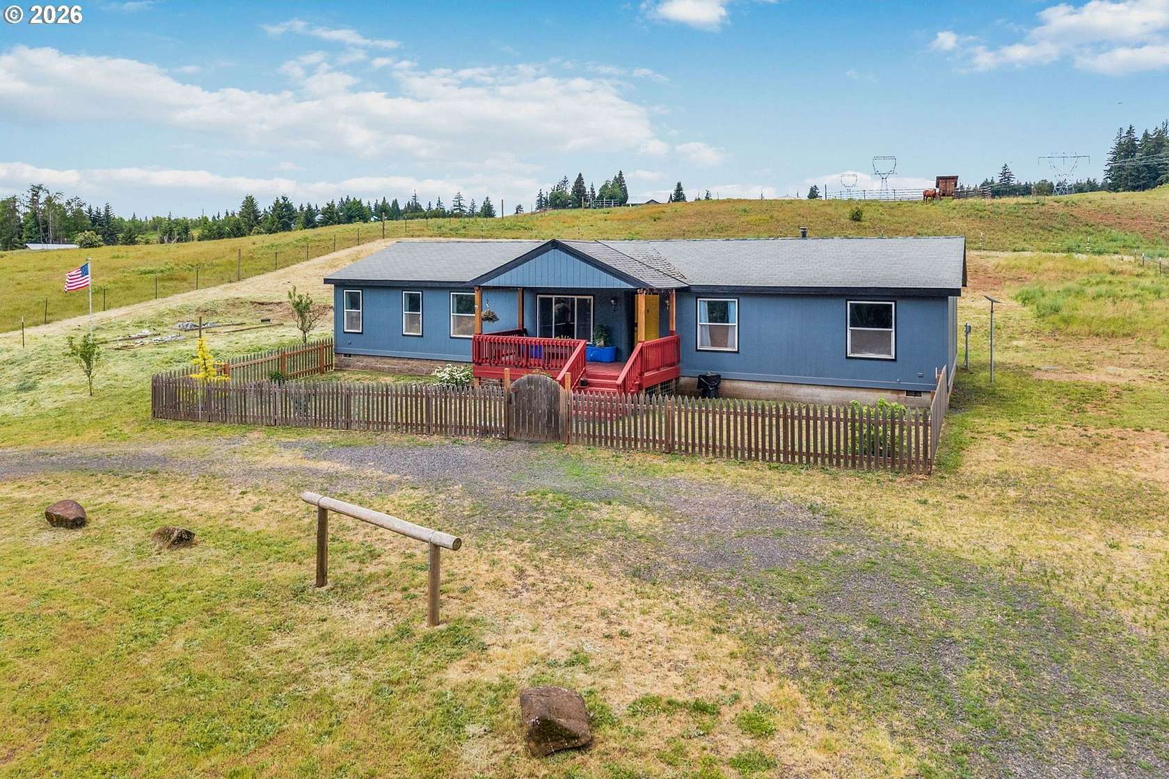 10 Acres of Land with Home for Sale in White Salmon, Washington
