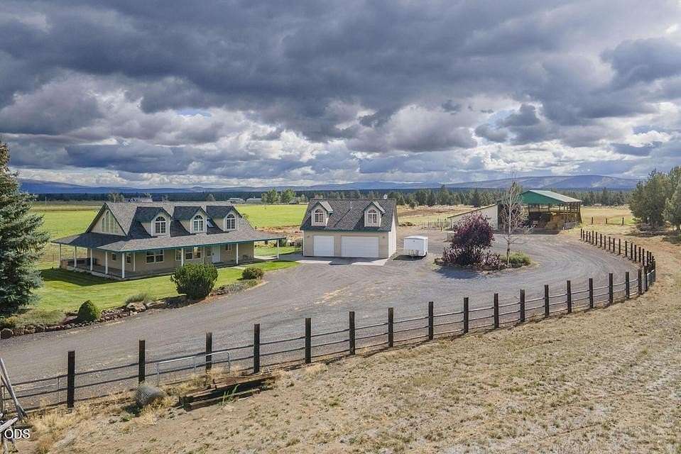 59.5 Acres of Land with Home for Sale in Bend, Oregon