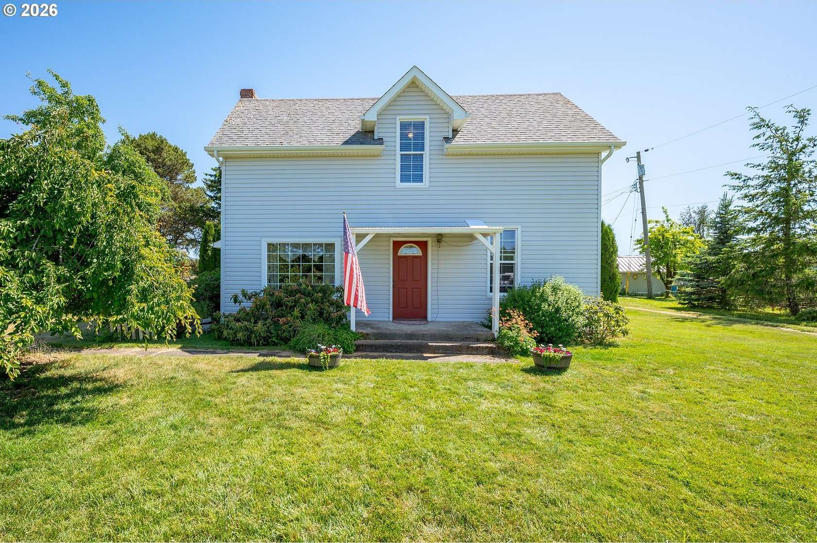 6.78 Acres of Land with Home for Sale in Sheridan, Oregon