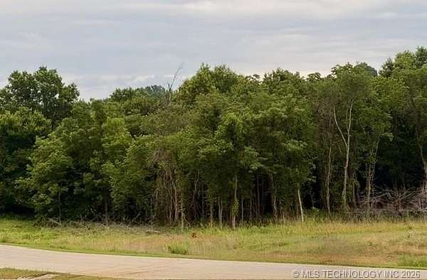 1 Acre of Residential Land for Sale in Coweta, Oklahoma