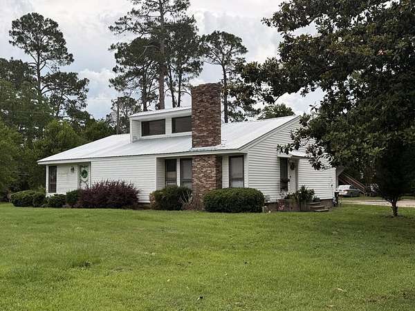 27.8 Acres of Improved Land for Sale in Douglas, Georgia