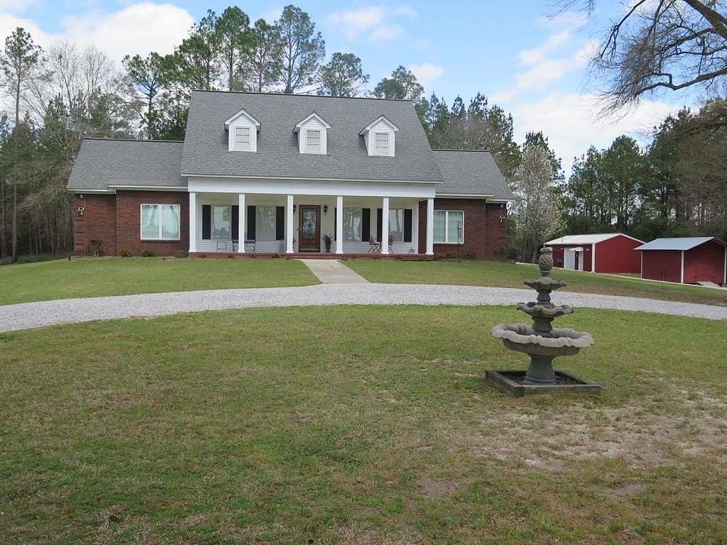 58 Acres of Recreational Land with Home for Sale in Waynesboro, Mississippi