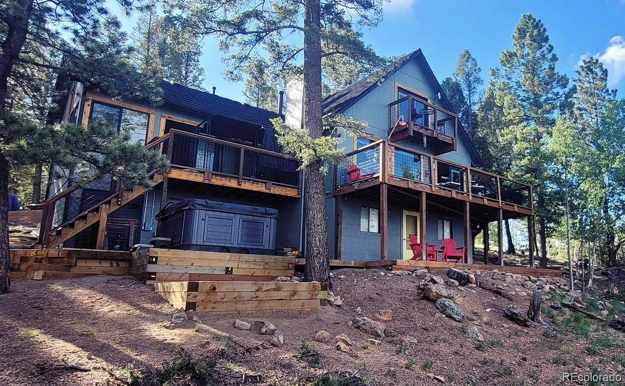 3.1 Acres of Land with Home for Sale in Florissant, Colorado