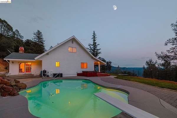 6.9 Acres of Land with Home for Sale in Tuolumne, California