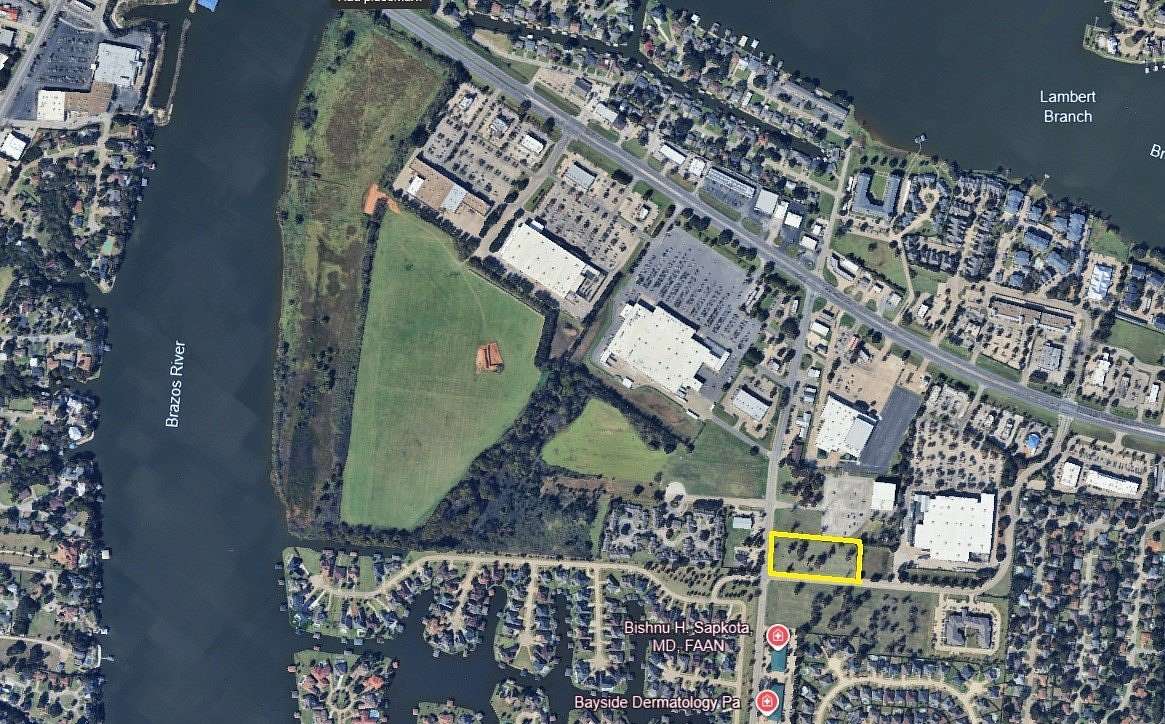 2.45 Acres of Mixed-Use Land for Sale in Granbury, Texas