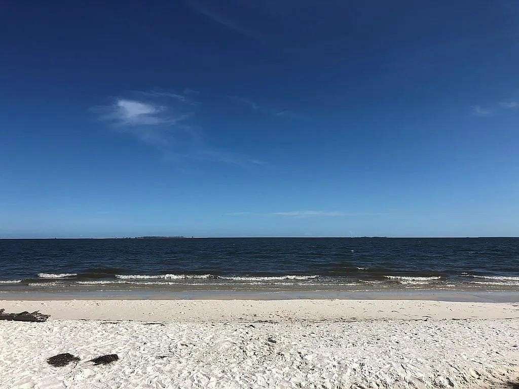 0.1 Acres of Land for Sale in Carrabelle, Florida
