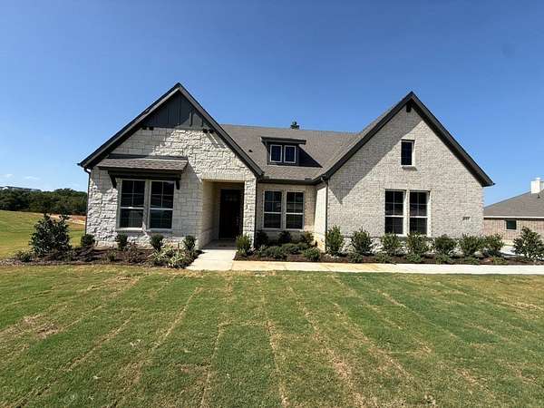 1.5 Acres of Land with Home for Sale in Weatherford, Texas