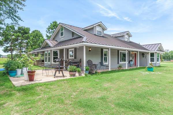 15.3 Acres of Land with Home for Sale in Edgewood, Texas