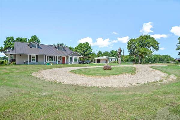 15.3 Acres of Land with Home for Sale in Edgewood, Texas