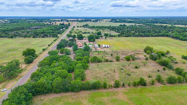 5 Acres of Residential Land for Sale in Purdon, Texas
