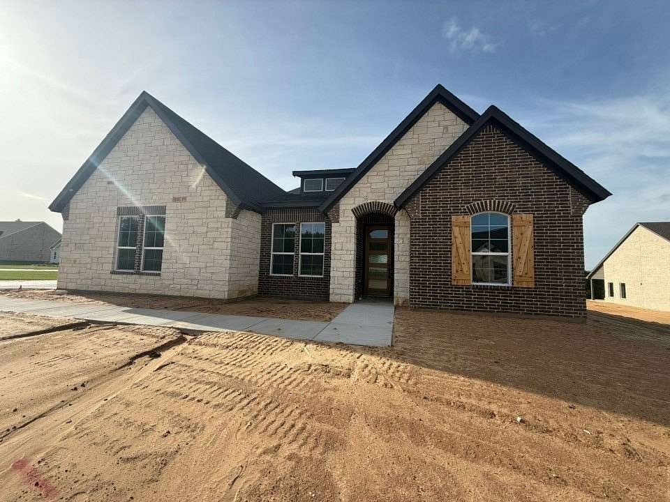 1.72 Acres of Land with Home for Sale in Weatherford, Texas
