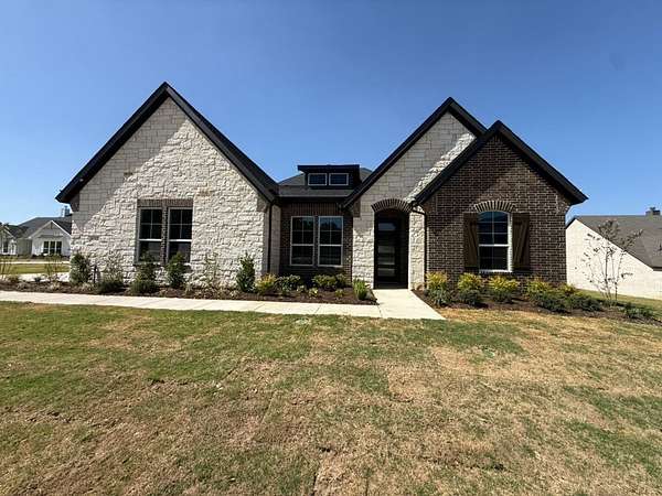 1.72 Acres of Land with Home for Sale in Weatherford, Texas