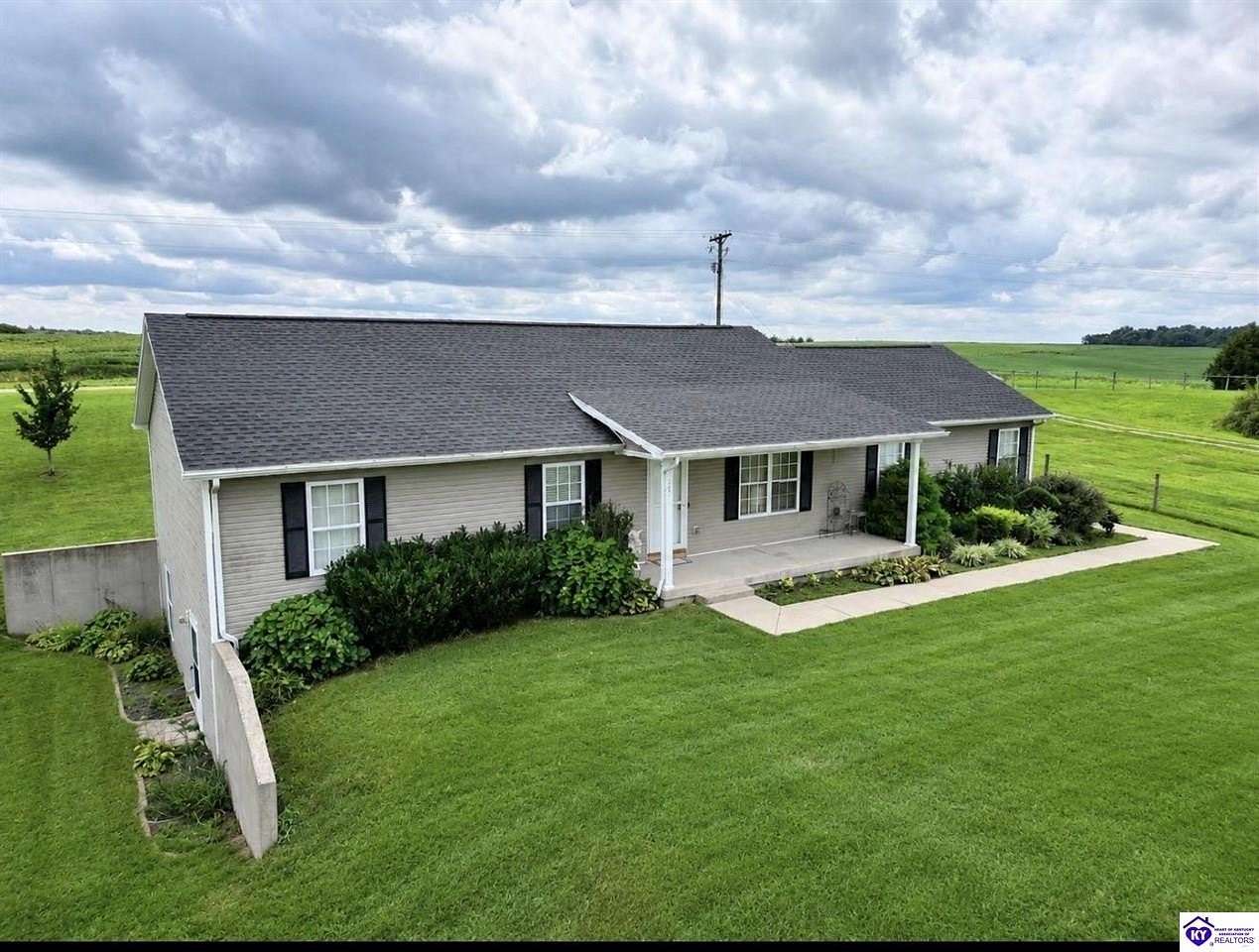 2.23 Acres of Land with Home for Sale in Hodgenville, Kentucky