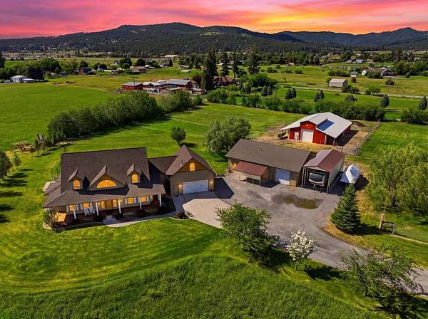 7 Acres of Land with Home for Sale in Otis Orchards, Washington