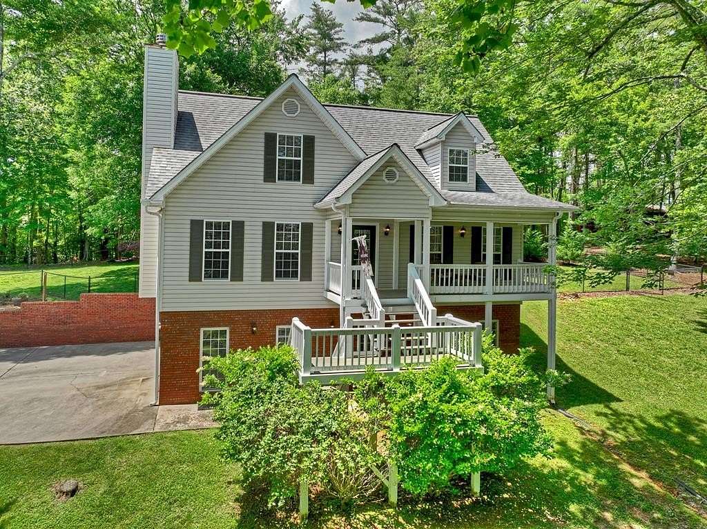2.45 Acres of Land with Home for Sale in Blue Ridge, Georgia