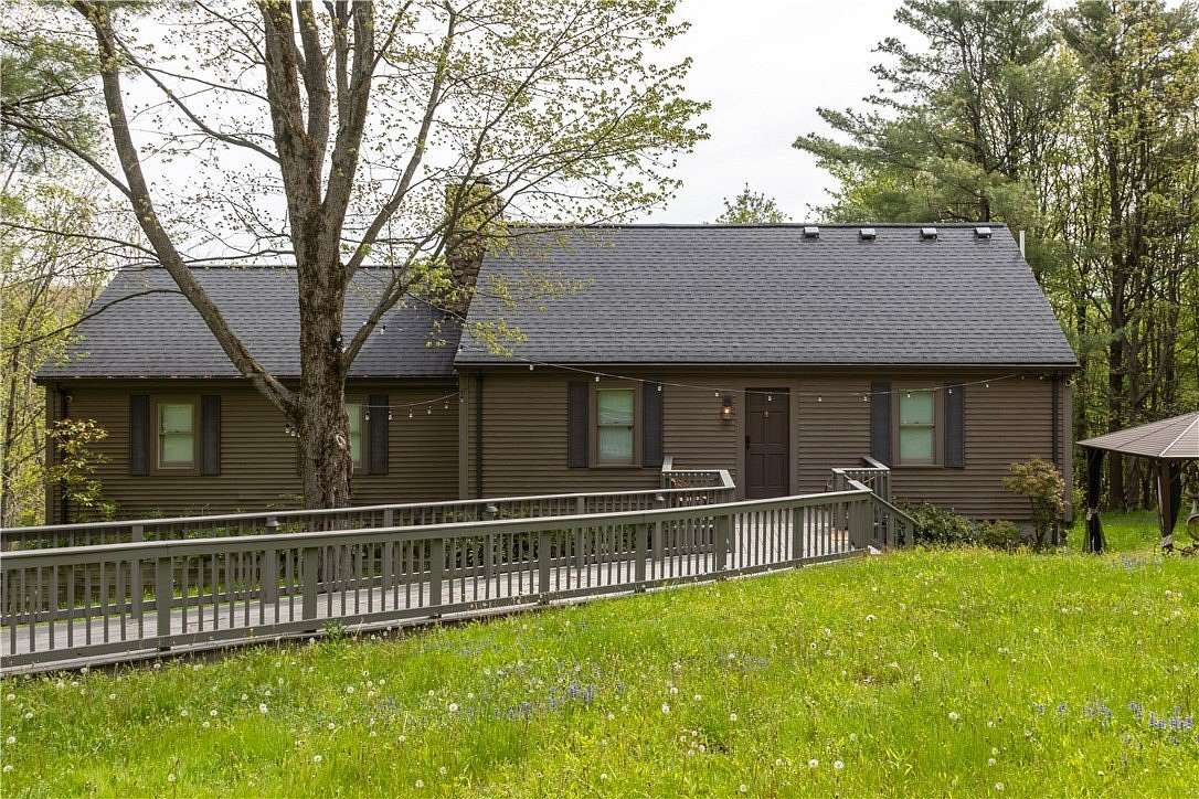 25.4 Acres of Recreational Land with Home for Sale in Canandaigua, New York