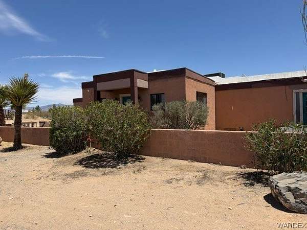 2.2 Acres of Land with Home for Sale in Golden Valley, Arizona