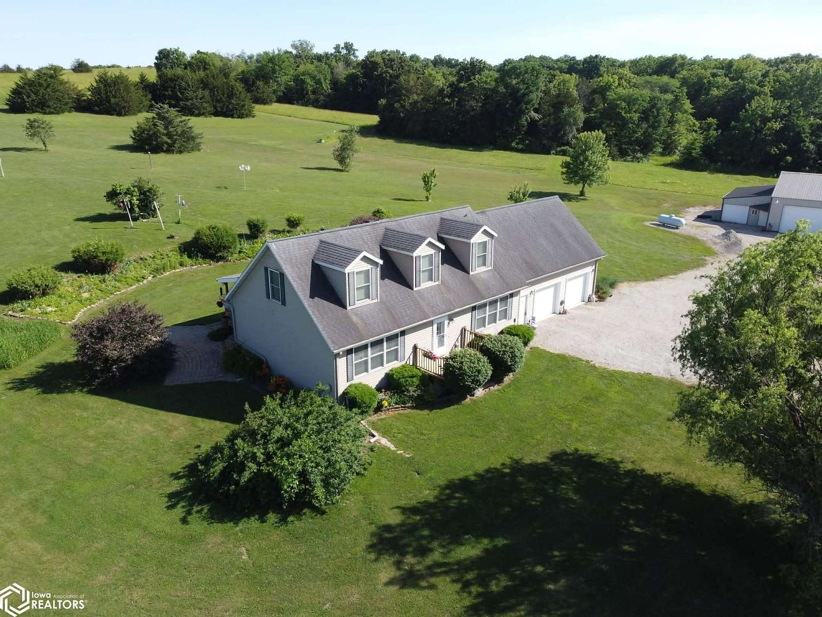 25 Acres of Recreational Land with Home for Sale in Drakesville, Iowa