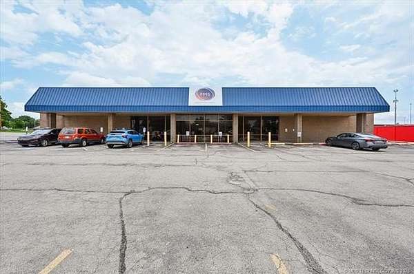 3.48 Acres of Commercial Land for Sale in Tulsa, Oklahoma