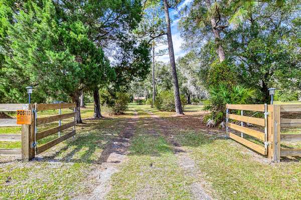 14.2 Acres of Land with Home for Sale in Palatka, Florida