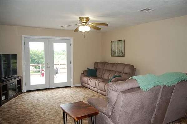 7 Acres of Land with Home for Sale in Henryetta, Oklahoma