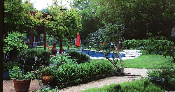 1.5 Acres of Land with Home for Sale in San Antonio, Texas