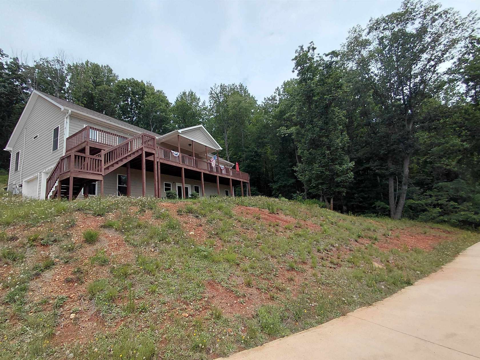 1.5 Acres of Land with Home for Sale in Taylors, South Carolina