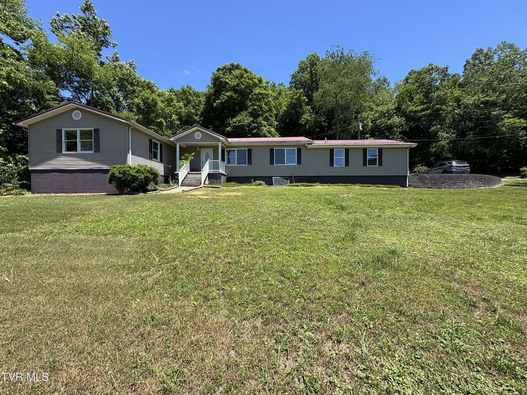 3.76 Acres of Land with Home for Sale in Duffield, Virginia