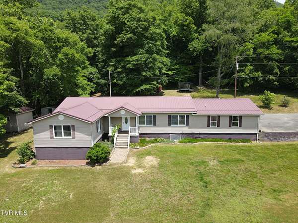 3.76 Acres of Land with Home for Sale in Duffield, Virginia