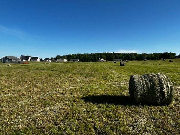 4.7 Acres of Residential Land for Sale in Ligonier, Indiana