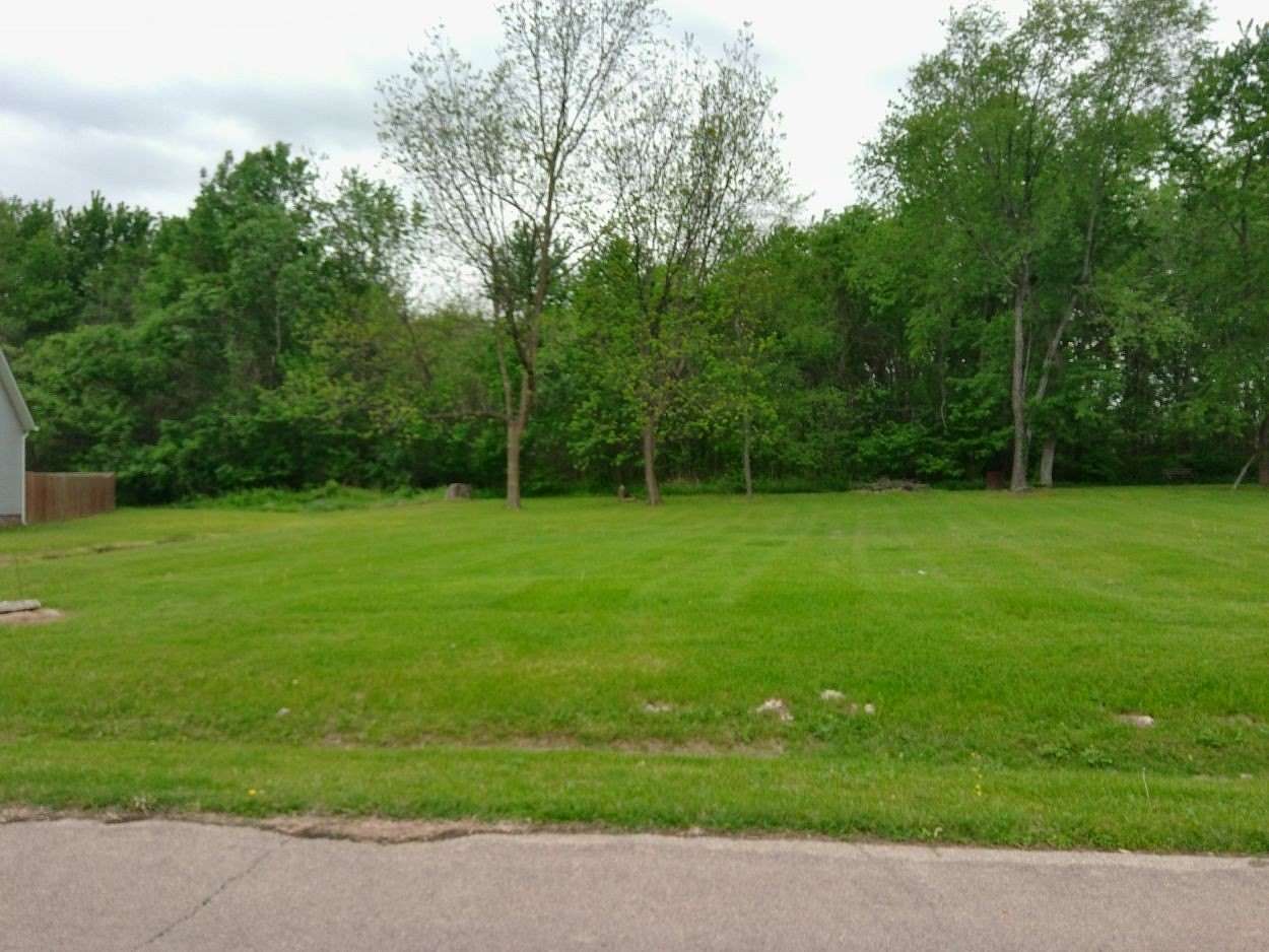 0.26 Acres of Residential Land for Sale in Dexter, Missouri