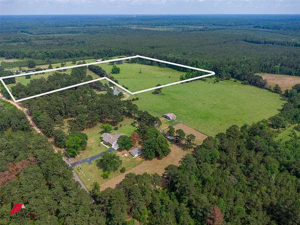 23 Acres of Recreational & Residential Land for Sale in Coushatta, Louisiana