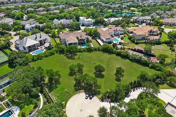 1.5 Acres of Residential Land for Sale in Plano, Texas