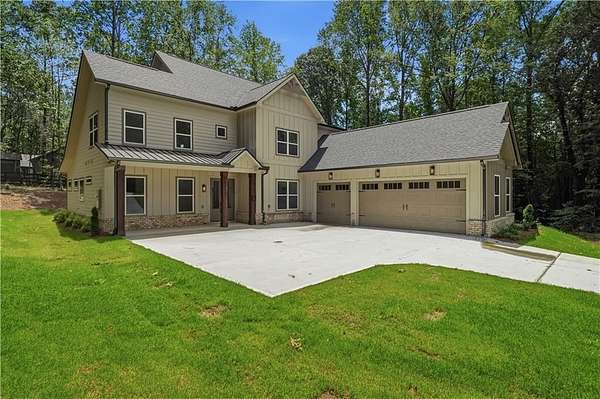 2 Acres of Land with Home for Sale in Pendergrass, Georgia