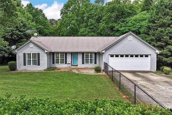 2.2 Acres of Land with Home for Sale in Murrayville, Georgia