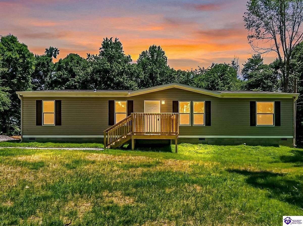3.9 Acres of Land with Home for Sale in Vine Grove, Kentucky