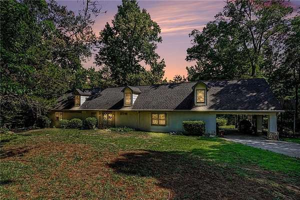4.4 Acres of Land with Home for Sale in Stockbridge, Georgia