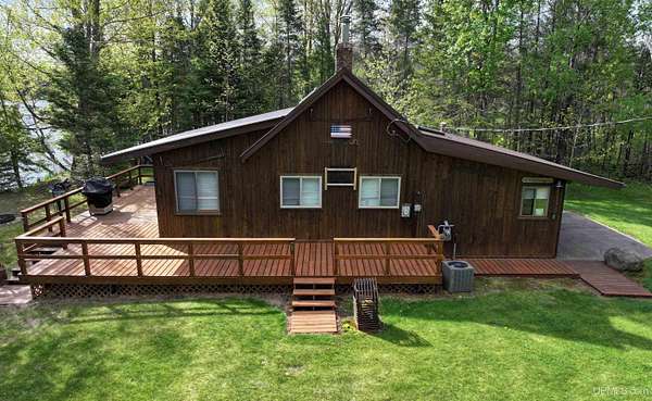 8.6 Acres of Land with Home for Sale in Commonwealth Town, Wisconsin