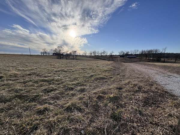 10 Acres of Land for Sale in Crane, Missouri