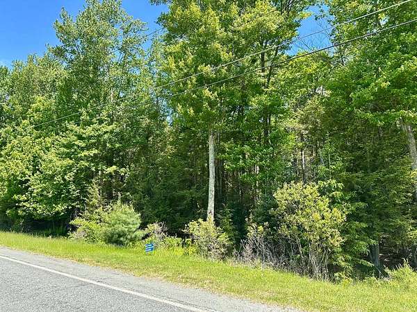 5 Acres of Residential Land for Auction in Fallsburg Town, New York