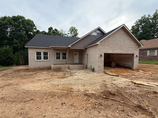 34 Acres of Land with Home for Sale in Buchanan, Tennessee