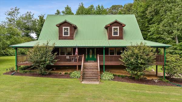 4 Acres of Land with Home for Sale in Trenton, Georgia