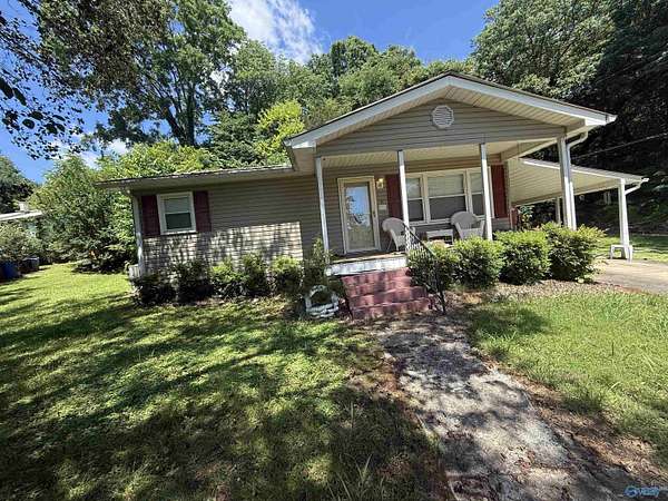 1.59 Acres of Land with Home for Sale in Scottsboro, Alabama