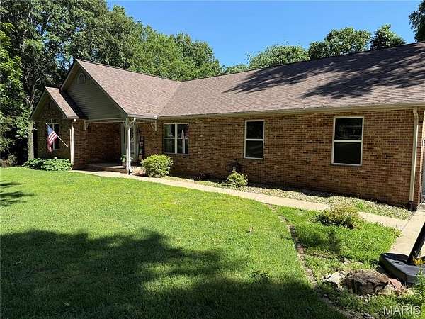 3.75 Acres of Land with Home for Sale in Belleville, Illinois
