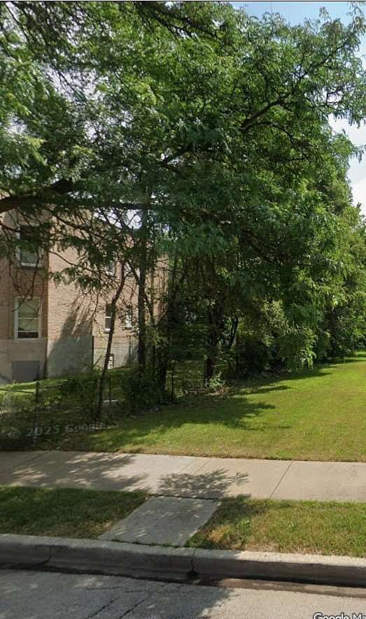 0.05 Acres of Land for Sale in Chicago, Illinois
