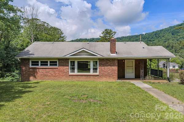 1.73 Acres of Land with Home for Sale in Asheville, North Carolina